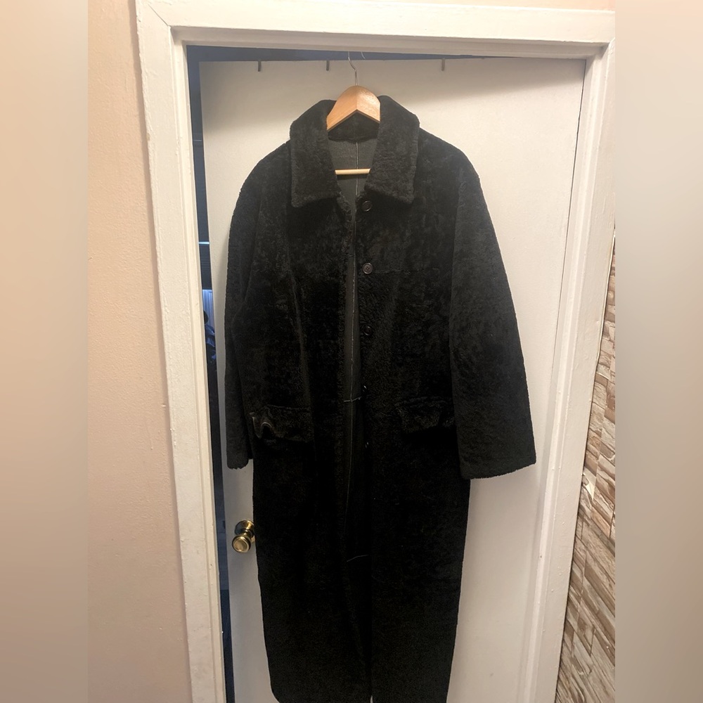 ELEGANCIA GENUINE SHEARLING COAT